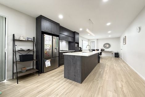 Photo of property in 33 Waka Street, Albany Heights, Auckland, 0632