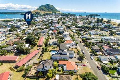 Photo of property in 34 Pitau Road, Mount Maunganui, 3116