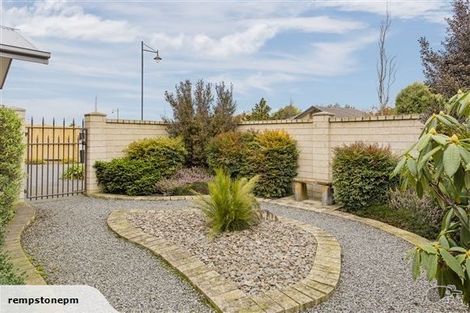 Photo of property in 28 Burbank Drive, Aidanfield, Christchurch, 8025