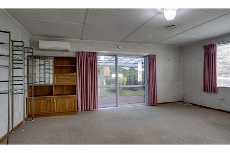 Photo of property in 1-2/8a Douglas Street, Highfield, Timaru, 7910