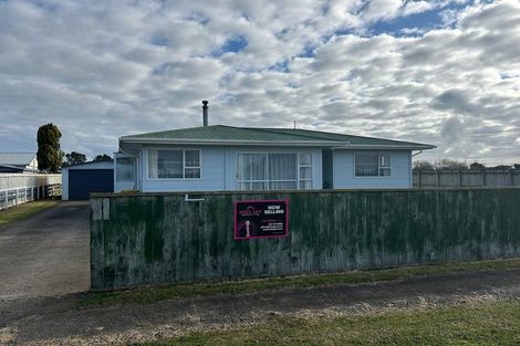 Photo of property in 107 Cracroft Street, Waitara, 4320