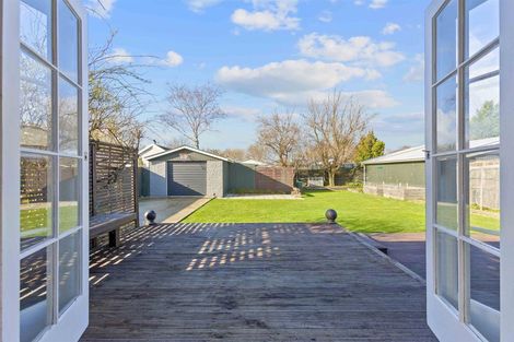 Photo of property in 130 Grimseys Road, Redwood, Christchurch, 8051