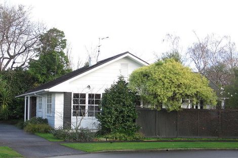 Photo of property in 12 Chilton Grove, Hokowhitu, Palmerston North, 4410