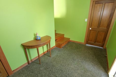 Photo of property in 40 Robertson Street, Raglan, 3225