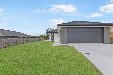 Photo of property in 11 Minerva Avenue, Helensville, 0800