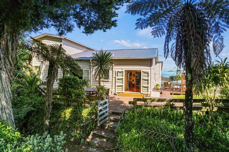 Photo of property in 16 Patui Avenue, Ngarimu Bay, Thames, 3575