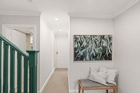 Photo of property in 77 Valley Road, Cashmere, Christchurch, 8022