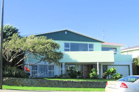 Photo of property in 5 Truro Road, Camborne, Porirua, 5026