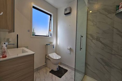 Photo of property in 11/10 Fathom Place, Te Atatu Peninsula, Auckland, 0610