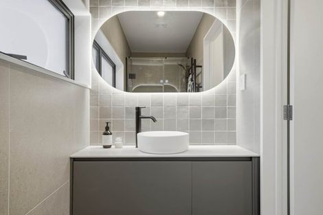 Photo of property in 10b Neptune Avenue, Beach Haven, Auckland, 0626