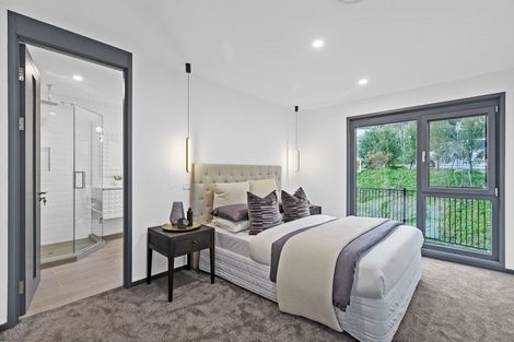 Photo of property in 48a Peter Terrace, Castor Bay, Auckland, 0620