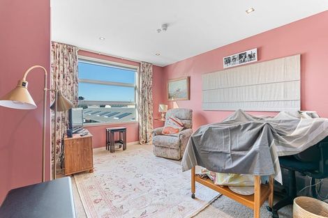 Photo of property in Quarterdeck, 12/4 Buller Street, New Plymouth, 4310