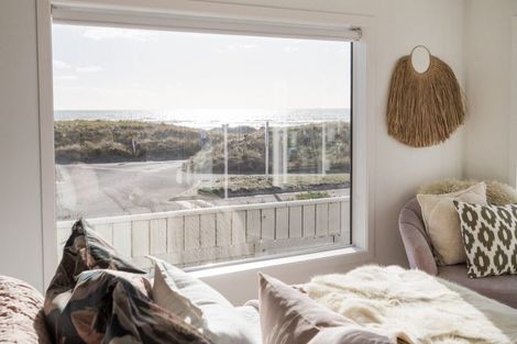 Photo of property in 21 Ocean Beach Street, Foxton Beach, Foxton, 4815