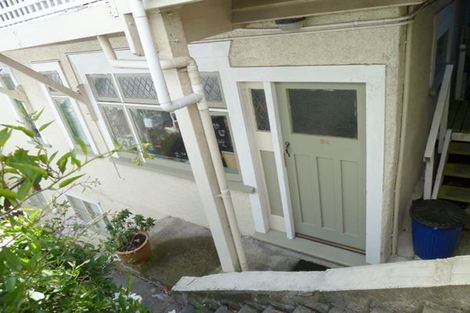 Photo of property in 103 Salamanca Road, Wellington Central, Wellington, 6011