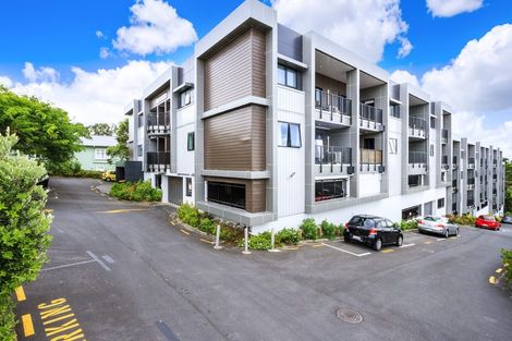 Photo of property in 12/241 Hinemoa Street, Birkenhead, Auckland, 0626