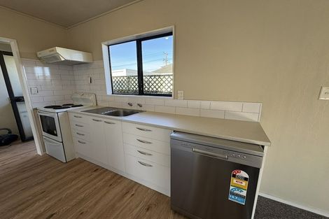 Photo of property in 2/65 Wakefield Street, Alicetown, Lower Hutt, 5010