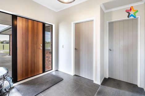 Photo of property in 43 Steel Road, West Plains, Invercargill, 9874