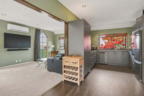 Photo of property in 220 South Road, Caversham, Dunedin, 9012