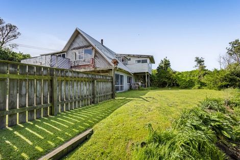 Photo of property in 3 Hira Street, Ohawe, Hawera, 4671