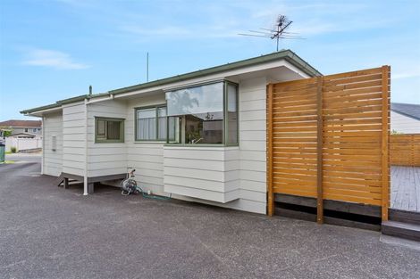 Photo of property in 3 Glenhaven Place, Te Atatu Peninsula, Auckland, 0610