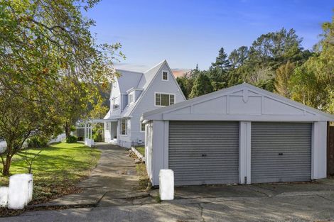 Photo of property in 117 Horoeka Street, Stokes Valley, Lower Hutt, 5019