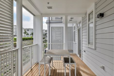 Photo of property in 125 Hibiscus Drive, Orewa, 0931