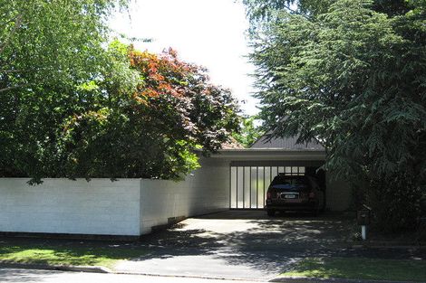 Photo of property in 12 Dunrobin Place Avonhead Christchurch City