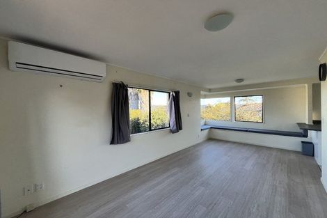 Photo of property in 2/10 Belmont Terrace, Milford, Auckland, 0620