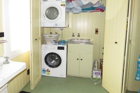 Photo of property in 24 Hattie Street, Reefton, 7830