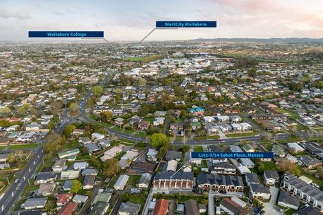 Photo of property in 1/14 Sabot Place, Massey, Auckland, 0614