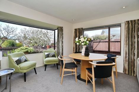 Photo of property in 7 Creese Place, Redwood, Christchurch, 8051