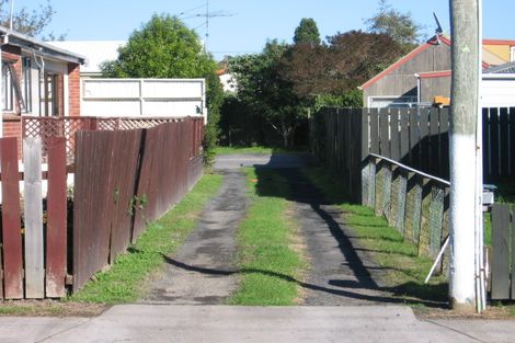 Photo of property in 2/62 Cambridge Terrace, Papatoetoe, Auckland, 2025