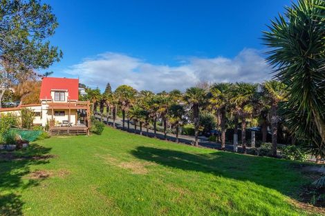 Photo of property in 17 Harbour View Road, Leigh, 0985