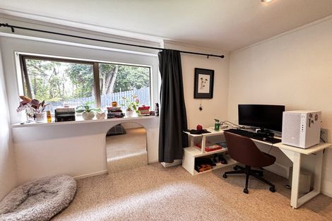 Photo of property in 20 Langstone Place, Chatswood, Auckland, 0626