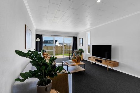 Photo of property in 5 Wills Road, Bell Block, New Plymouth, 4312