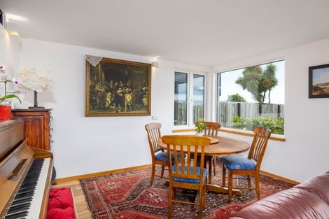 Photo of property in 31 Beachville Road, Redcliffs, Christchurch, 8081