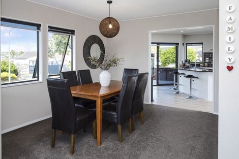 Photo of property in 47 Simmental Crescent, Somerville, Auckland, 2014