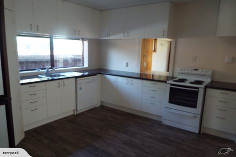 Photo of property in 71 Yaldhurst Road, Sockburn, Christchurch, 8042