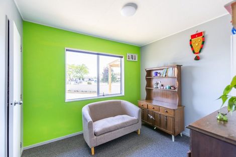 Photo of property in 3/201 Avondale Road, Greenmeadows, Napier, 4112