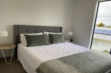 Photo of property in 6/43 Yeovil Road, Te Atatu Peninsula, Auckland, 0610