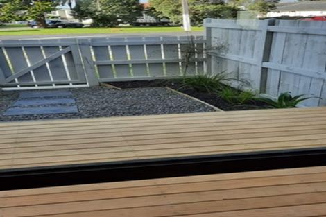 Photo of property in 1/66 Swanson Road, Henderson, Auckland, 0610