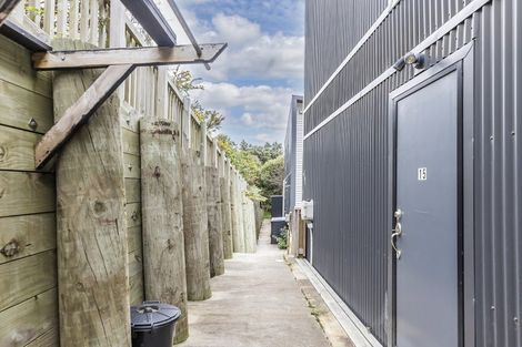 Photo of property in 15 Ara Patukawenga, Tawa, Wellington, 5028