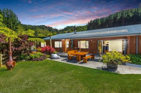Photo of property in 182 Karapoti Road, Craigs Flat, Upper Hutt, 5372