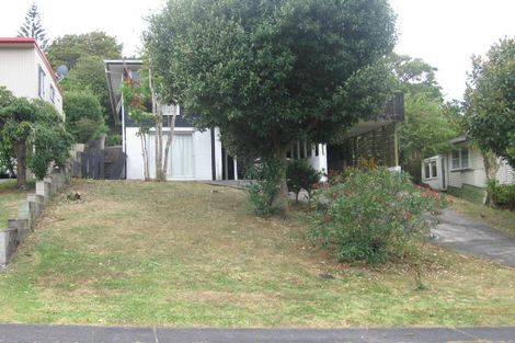 Photo of property in 16 Sovereign Place, Glenfield, Auckland, 0629