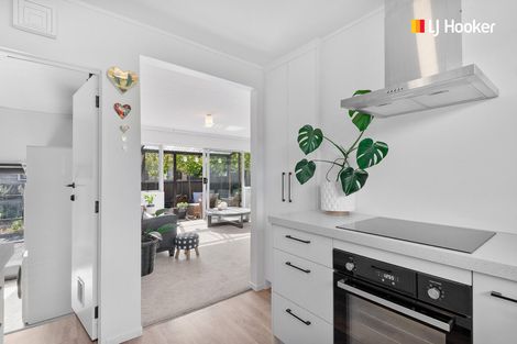 Photo of property in 35 Kinmont Crescent, Kinmont Park, Mosgiel, 9024