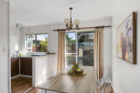 Photo of property in 68 Cunliffe Street, Churton Park, Wellington, 6037