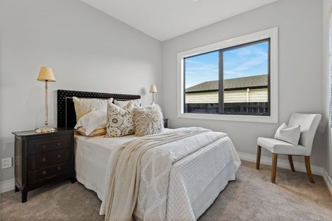 Photo of property in 41 Surf View Crescent, Red Beach, 0932