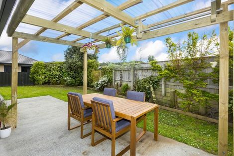 Photo of property in 62 Sunstone Crescent, Brown Owl, Upper Hutt, 5018