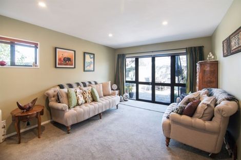 Photo of property in 2/165 Peverel Street, Riccarton, Christchurch, 8041