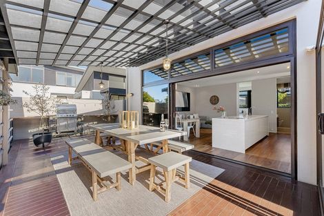 Photo of property in 530 Gloucester Road, Papamoa Beach, Papamoa, 3118